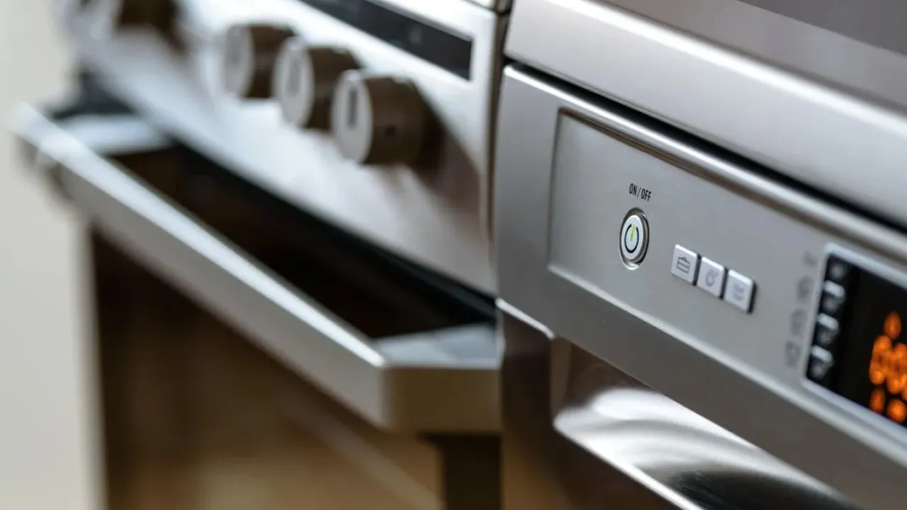 Ця кнопка змінить догляд за пралкою: ви точно не знали про цю функцію 