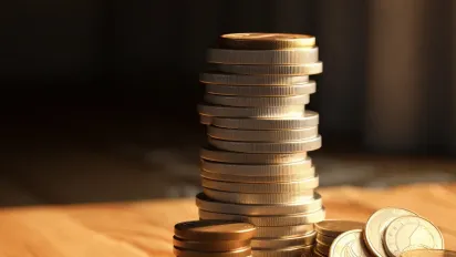 Куди класти копійки, щоб гроші йшли рікою: прикмети, які працюють досі - фото