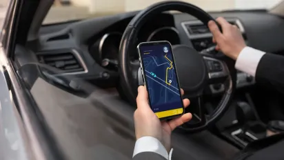 Обслуговування українською стане обов’язковим для всіх таксистів - фото