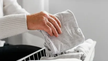 Як видалити пляму від крові: 5 простих дієвих способів - фото