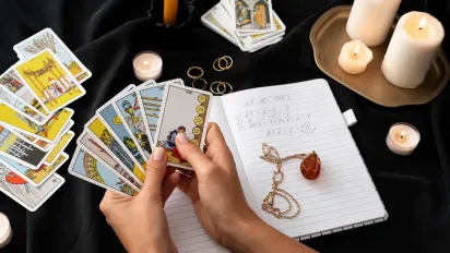 Гороскоп на 9 вересня 2025 року за картами Таро для всіх знаків Зодіаку - фото