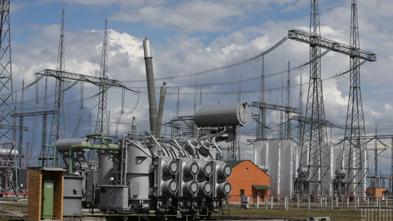 Залишилося 3-4 місяці: експерт попередив про серйозну проблему в енергосистемі України 