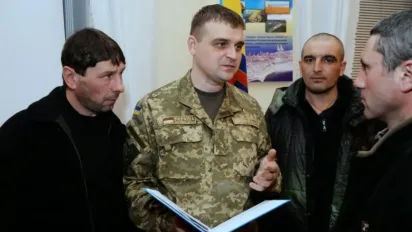 Стало відомо, які підприємства отримають змогу бронювати 100% працівників - фото