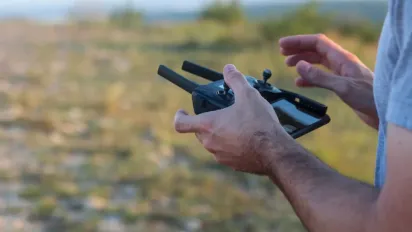 Скільки відсотків поляків звинувачують українців у нічному інциденті з дронами — аналіз Res Futura - фото