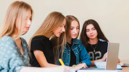 В Україні студентам повністю компенсують кошти за навчання: хто може отримати допомогу - фото