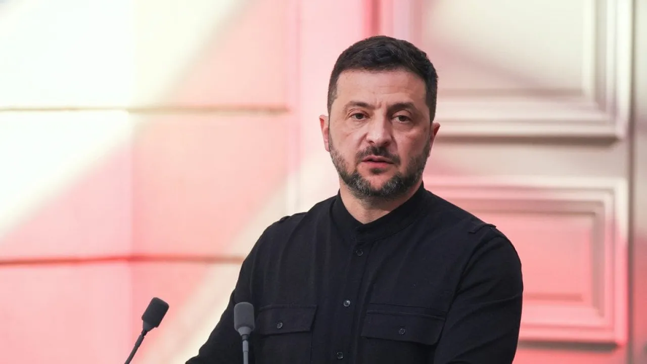 Зеленський відповів, чи можуть країни-сусіди закрити небо над Україною 