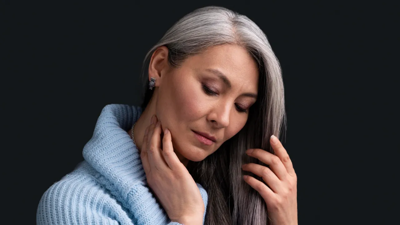 Сивина до 30 років: що впливає на колір волосся та як зберегти його натуральний колір 