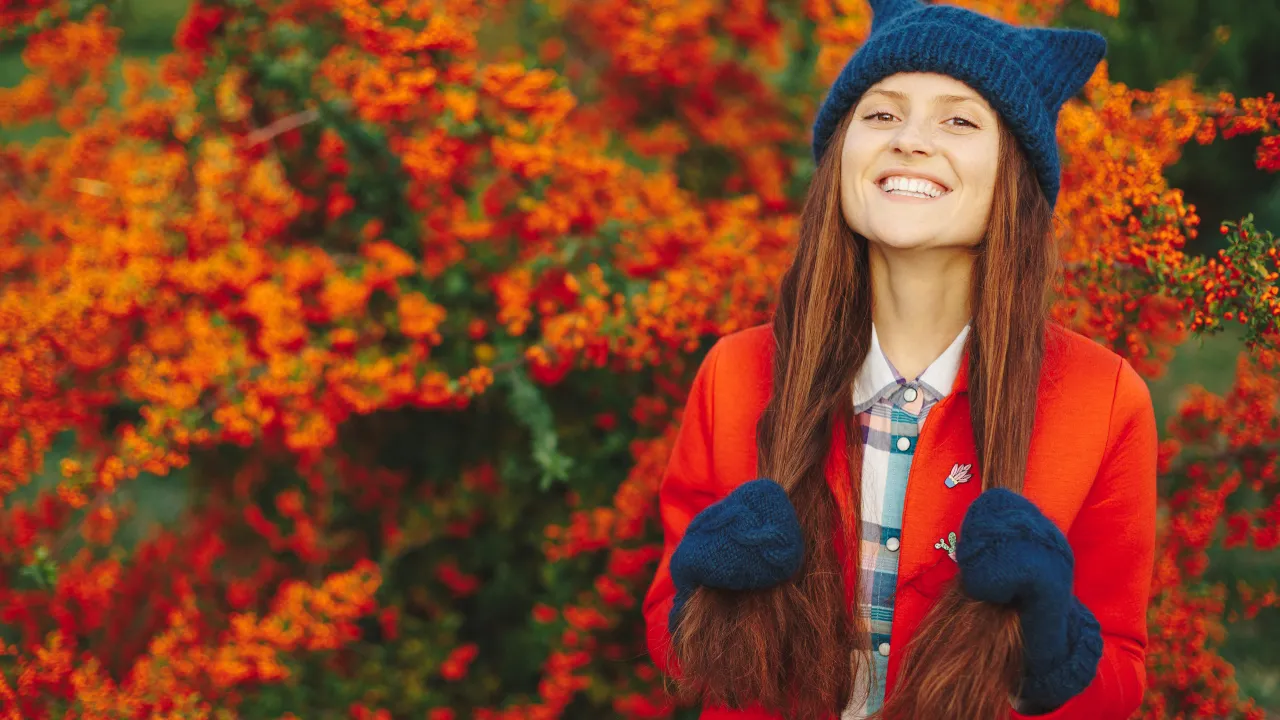 Чому фото на фоні жовтого листя притягує негатив: народні прикмети 