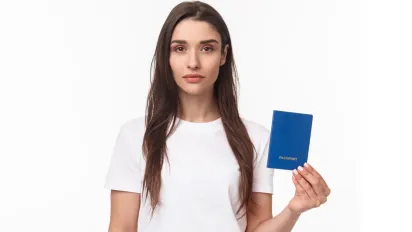 Нові правила виїзду та в’їзду з України: що змінилося і як підготуватися - фото