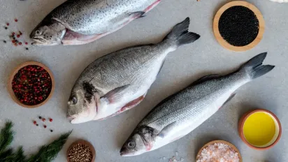 Як позбутися запаху риби за хвилини: ефективні методи з цитрусовими - фото