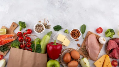 П’ять продуктів, які шкодять сну та травленню: чого не їсти ввечері - фото