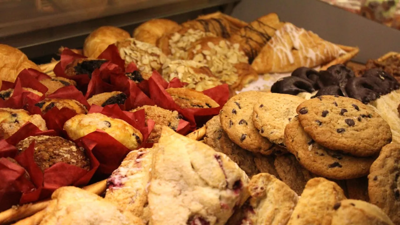 Осінні мафіни з яблуками й корицею: рецепт, який точно вразить 