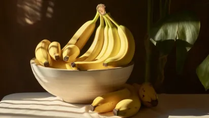 Чому банани не можна класти в холодильник і як зберегти їх свіжими довше - фото