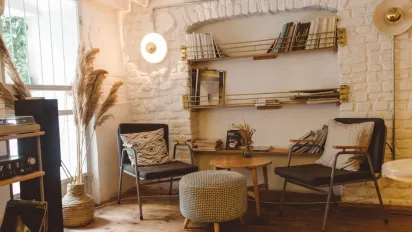 Як назавжди позбутися затхлого «бабусиного» запаху у квартирі - фото