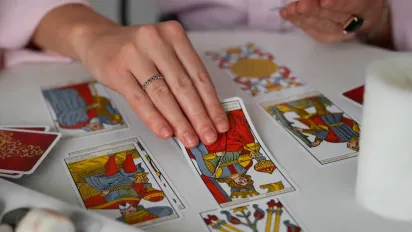  Гороскоп на 22 вересня 2025 року за картами Таро для всіх знаків Зодіаку - фото