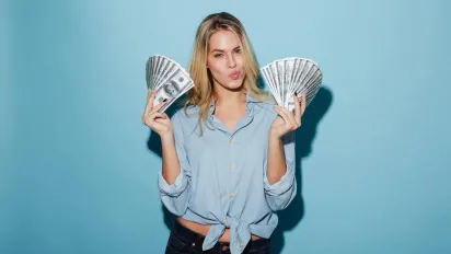 5 народних способів залучити гроші за допомогою лаврового листа - фото