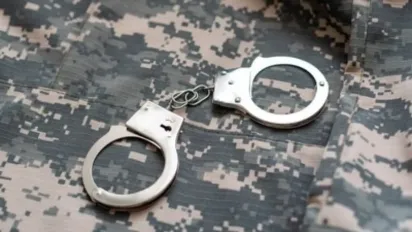 Кому загрожують штраф і кримінальна відповідальність за ігнорування повістки - фото