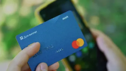 ПриватБанк дарує кешбек до 25 тис. грн: хто може претендувати та як отримати - фото