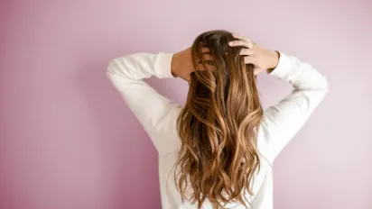 Деякі продукти та напої можуть спричиняти випадіння волосся – дослідження - фото