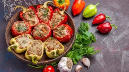 Як приготувати фарширований перець на зиму: простий рецепт для заморозки - фото