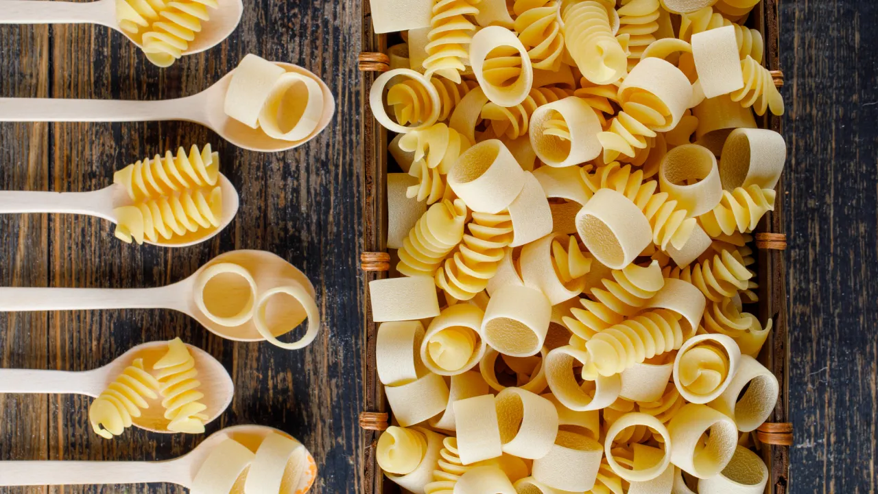 Дешеві чи дорогі макарони: як вибрати справді якісний продукт і чи варто переплачувати 