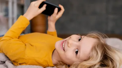 Телефони під забороною: що зміниться для школярів - фото