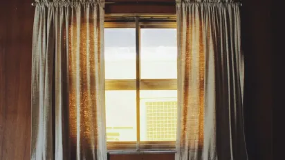 Як освіжити штори без прання: прості методи і поради для дому - фото