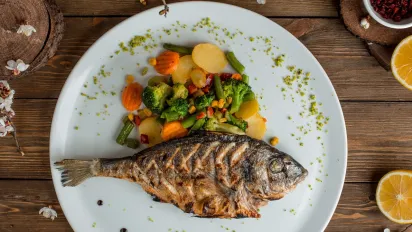 Найсмачніша і найкорисніша закуска з оселедця за 5 хвилин - фото