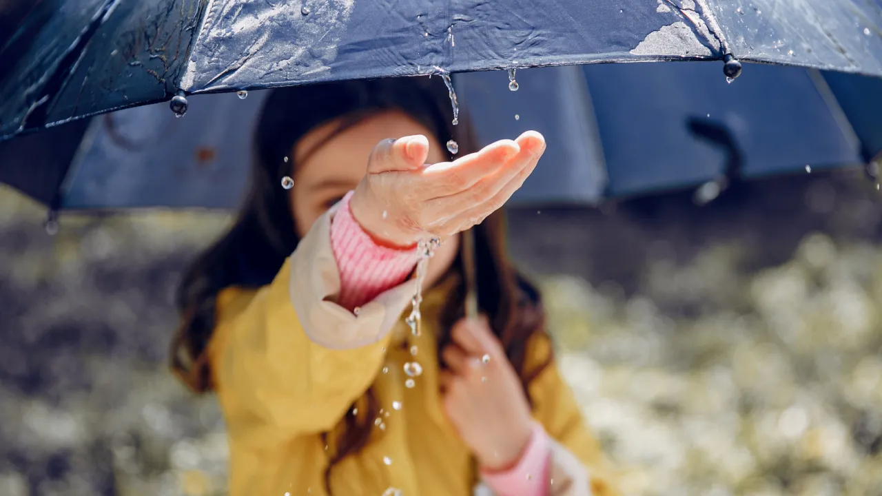 Дощі та грози накриють Україну: де чекати найбільших злив 4 жовтня 