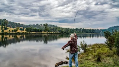 Риболовля під забороною: за що штрафуватимуть рибалок з 1 листопада? - фото