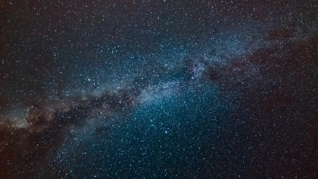 Шість знаків Зодіаку, яким ось-ось доля змінить життя: гороскоп на найближчі дні 