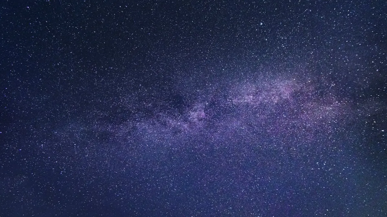 Названо знаки Зодіаку, які розпрощаються з усіма проблемами до кінця жовтня 