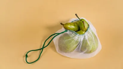 Один із фруктів стане "золотим": через травневі морози фермери втратили частину врожаю - фото