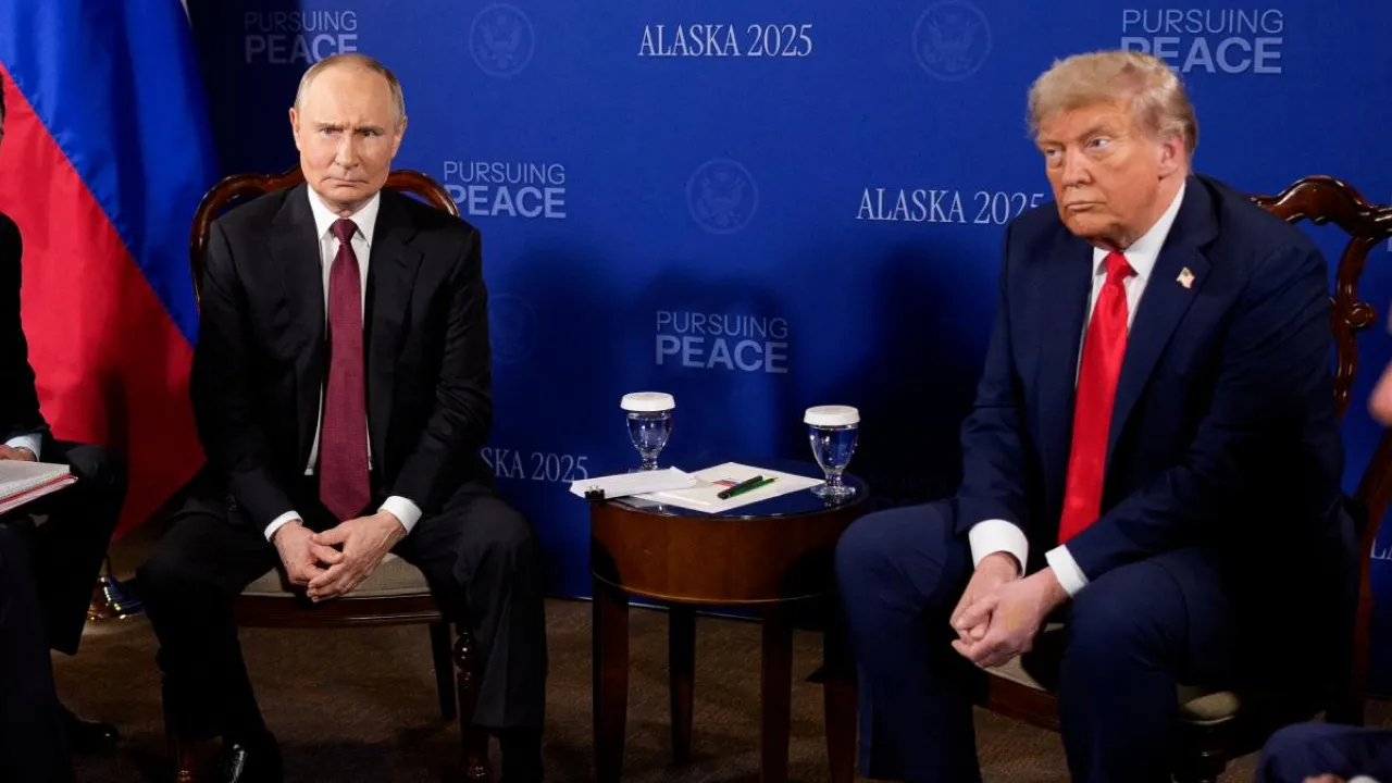 путін знову обирає тактику затягування часу: експерти вважають, що він стримує Трампа від рішучих дій 