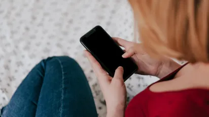 Електронні трудові замість паперових: як діяти власникам старих документів - фото