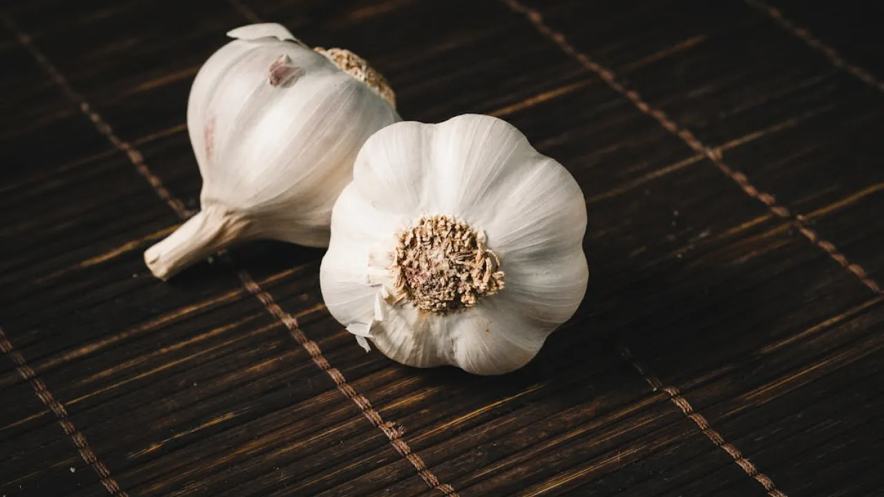 Помилок припускаються навіть досвідчені дачники: що не варто садити після часнику 