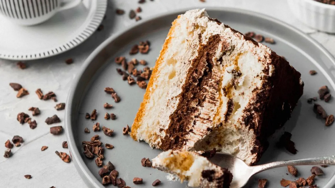 Кавовий торт: простий та ароматний десерт 
