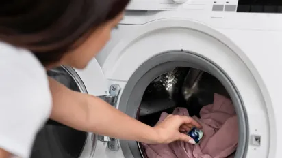 Як уникнути появи цвілі у пральній машині: головні правила догляду, які має знати кожна господиня - фото