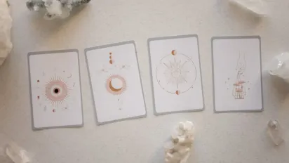 Гороскоп на 25 жовтня 2025 року за картами Таро для всіх знаків Зодіаку - фото