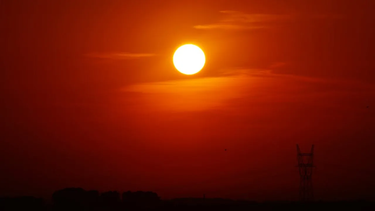 Сьогодні на Землю: накриє магнітна буря: як захиститися? 