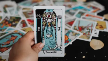 Гороскоп на 30 жовтня 2025 року за картами Таро для всіх знаків Зодіаку - фото