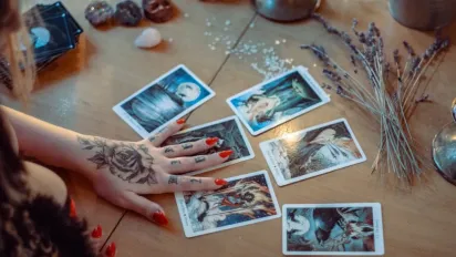 Гороскоп на 31 жовтня 2025 року за картами Таро для всіх знаків Зодіаку - фото