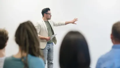 Чи підвищать зарплати вчителям з 1 січня 2026: Міністр освіти дав відповідь - фото