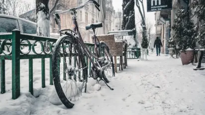 Мокрий сніг і ожеледиця: чого очікувати українцям цієї зими - фото