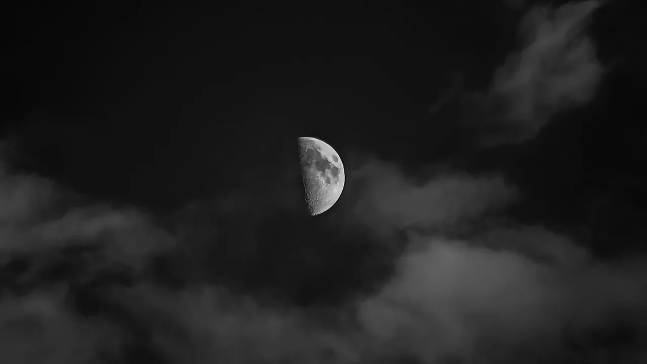 У чотирьох знаків Зодіаку починається затяжна "чорна смуга": що на них чекає 