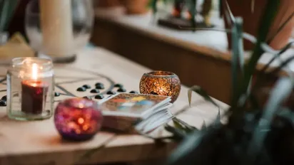 Гороскоп на 9 листопада 2025 року за картами Таро для всіх знаків Зодіаку - фото