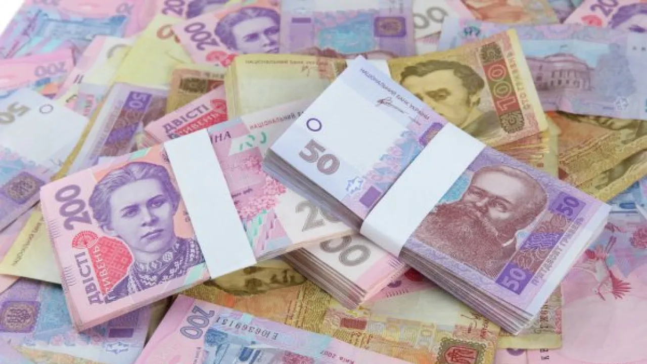 Держава посилює допомогу сім’ям: одноразова виплата та нові щомісячні надбавки 