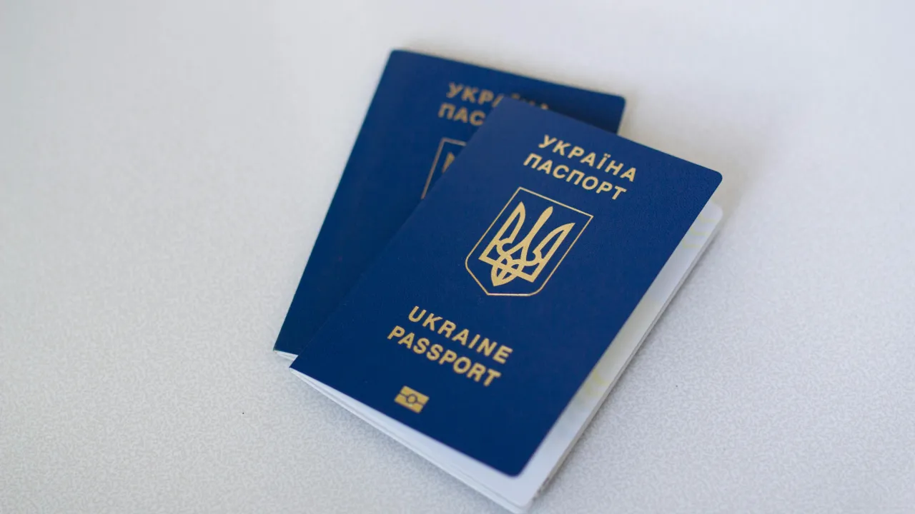 Які паспорти дозволятимуть українцям: офіційний перелік і умови отримання 