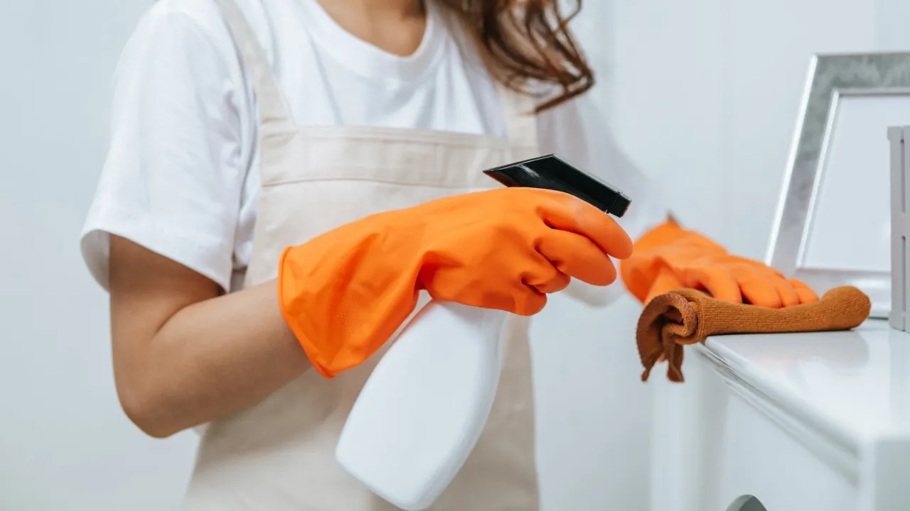 Працюєте у неділю — не дивуйтеся невдачам: п’ять речей, що забирають щастя з дому 