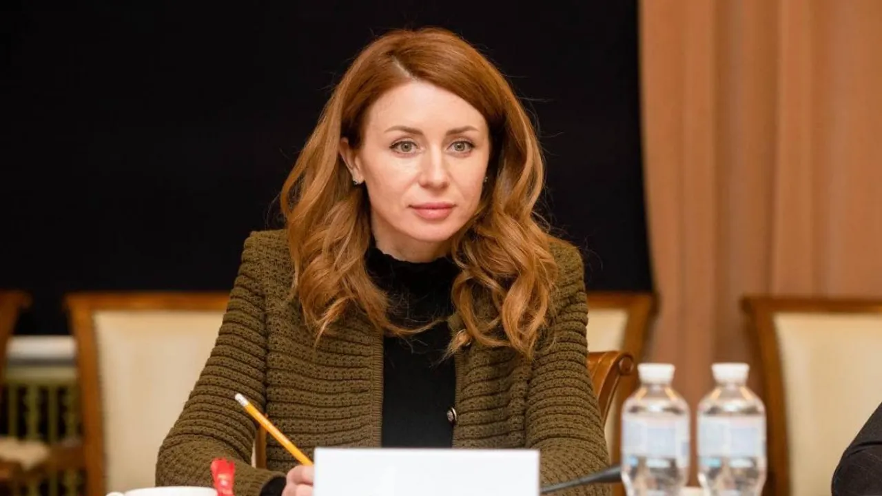 Гринчук відповіла на запитання про ночівлі у Галущенка — “нічого про це не чула” 